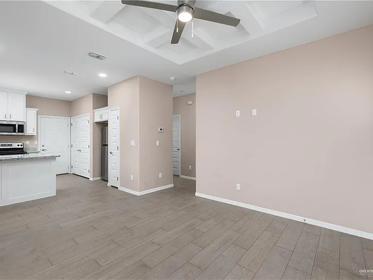 3104 W Kenwood St — Photo 4