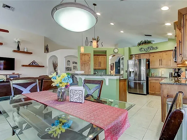 9015 Southbay Dr — Photo 9