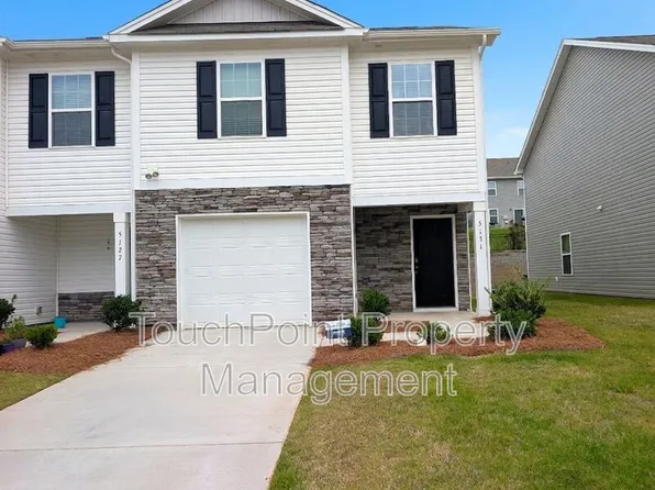 5131 Hyrule Dr, Charlotte, NC 28262