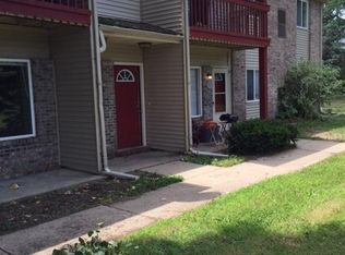 87 S Harris Rd, Ypsilanti, MI 48198