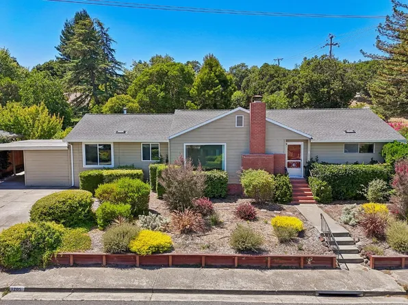 1205 Schuman Lane, Petaluma, CA 94952