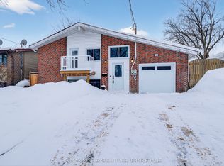 1302 Montreal St, Kingston, ON K7K 3L6