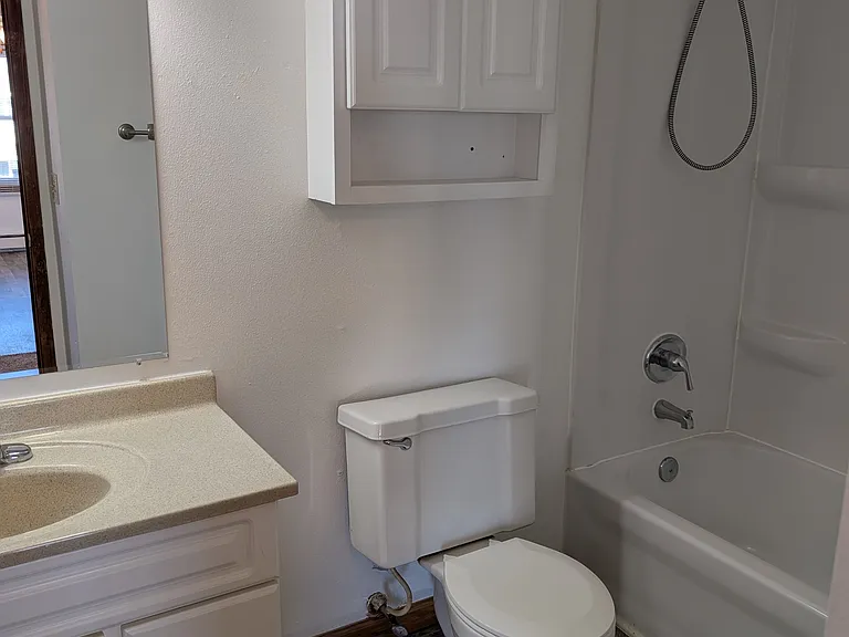 2315 E Peter St — Photo 5