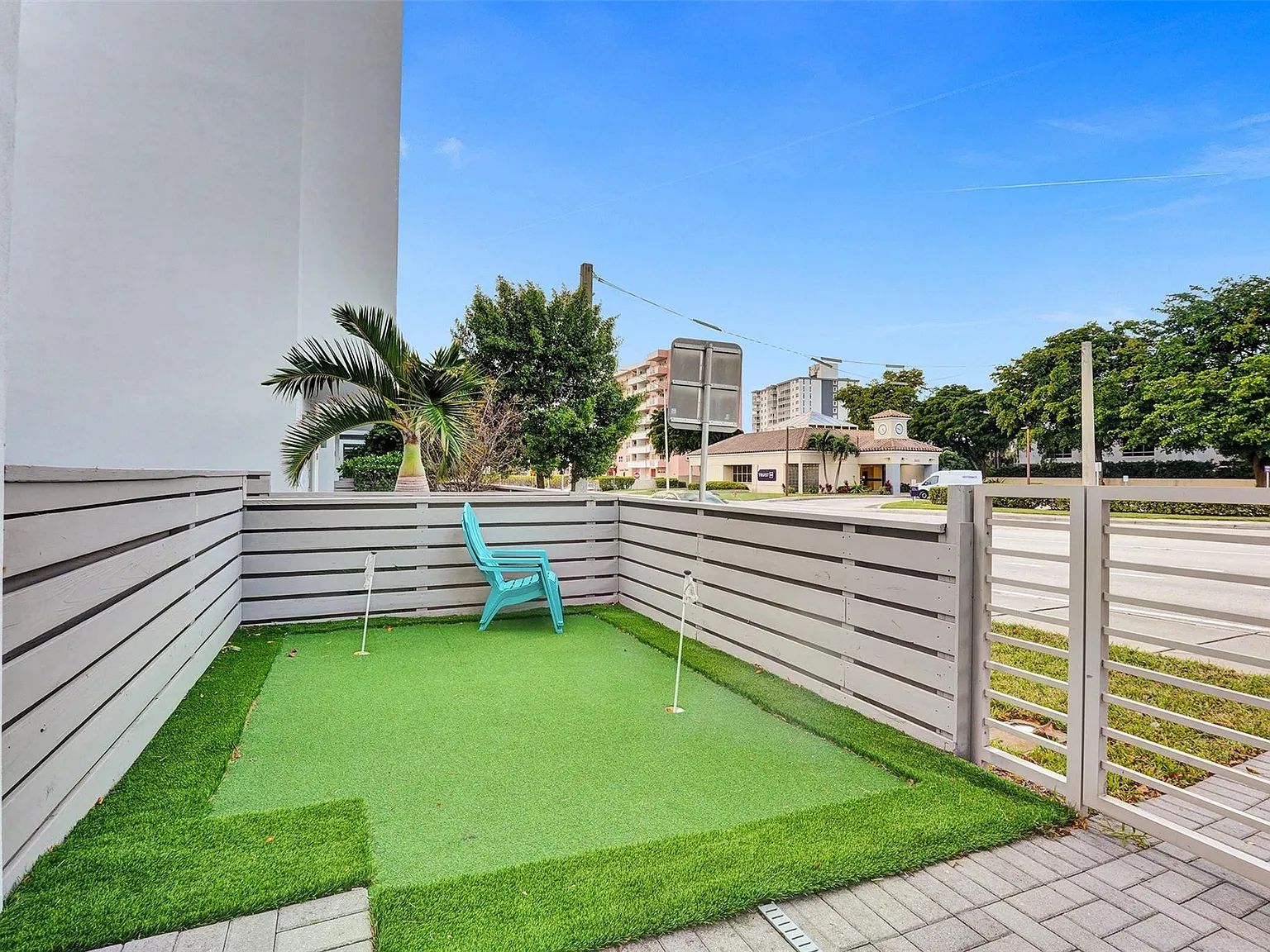4 bed, 3.5 bath, 2092 sqft, $7,000 — Photo 3