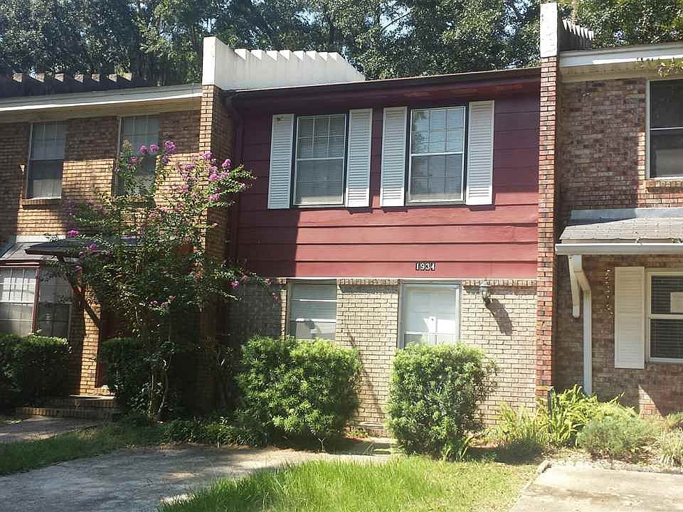 1st image of 1934 Portland Ave #13