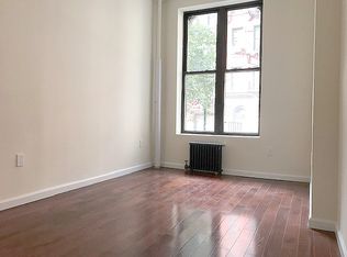 222 W 20th St #2, New York, NY 10011