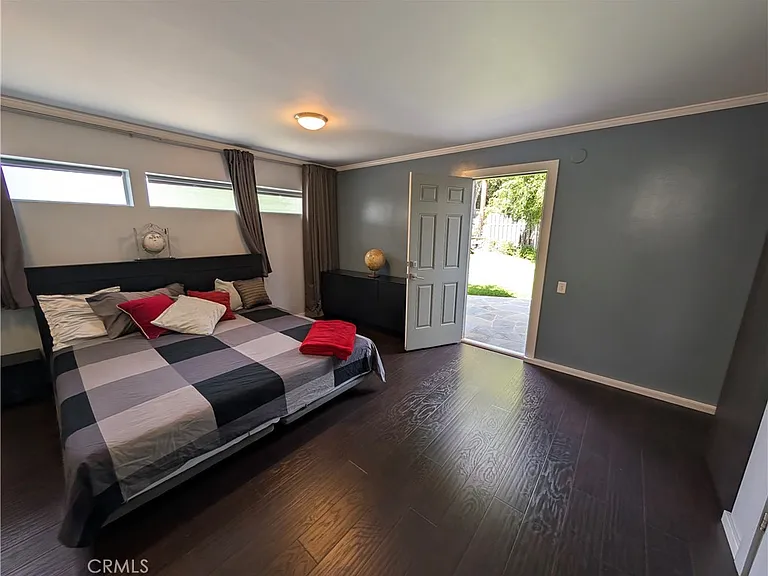 2828 Henrietta Ave — Photo 57