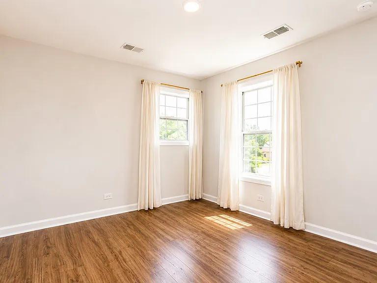 313 Sheffield Dr — Photo 37