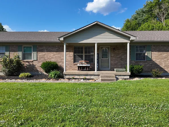 4613 Braves Ln, Louisville, KY 40272