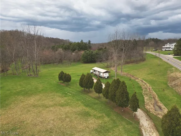 8766 Glenwood Rd, Cumberland, OH 43732