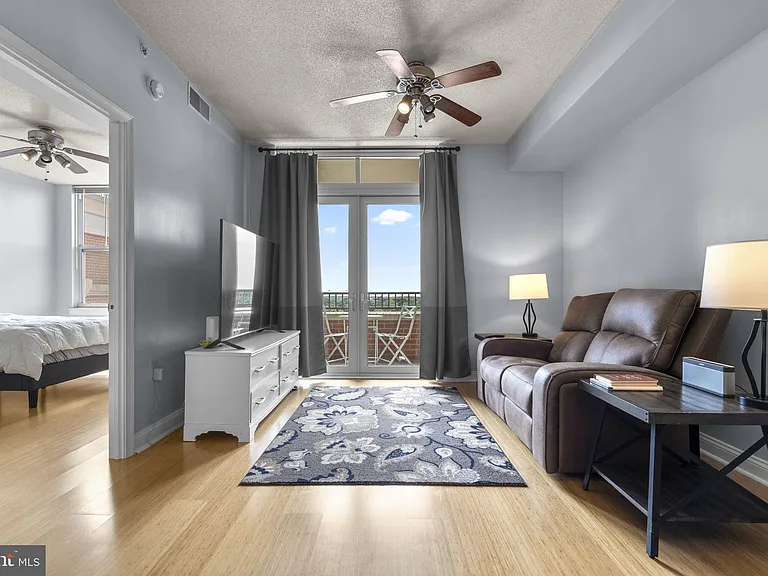 11760 Sunrise Valley Dr #905 — Photo 10