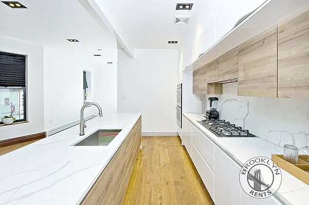 Rented by Brooklyn Rentals NYC | media 4