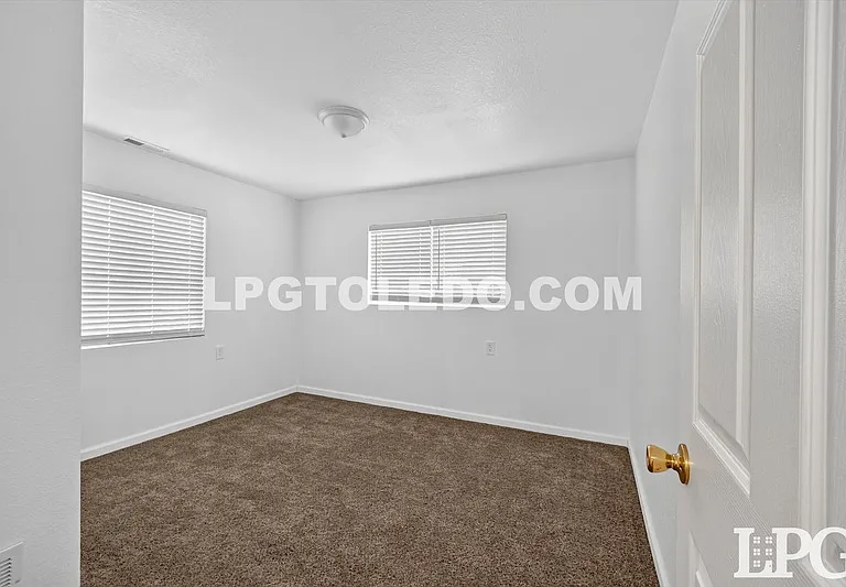 12378 Lincoln Blvd — Photo 17