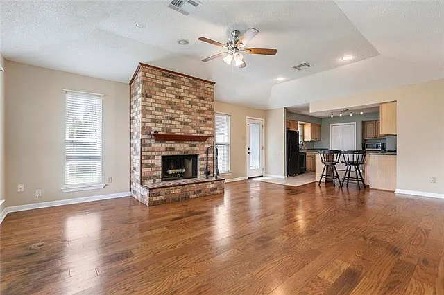 4740 W Esplanade Ave — Photo 2