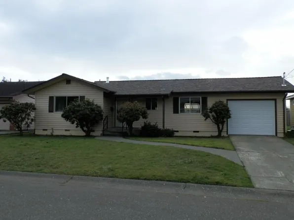 2009 S 2nd Ave, Fortuna, CA 95540