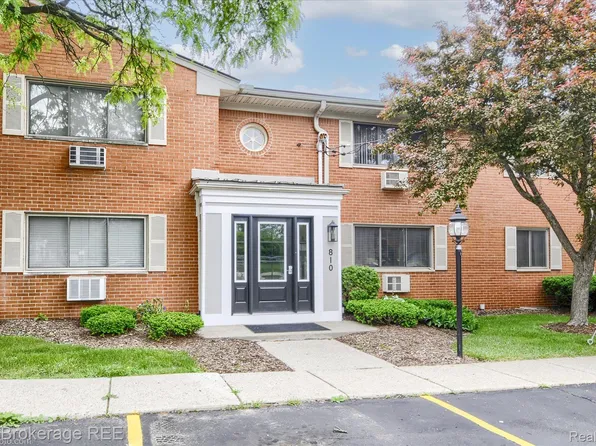810 Plate St Unit 103, Rochester, MI 48307