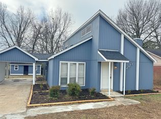 2973 Meadowfair Rd, Memphis, TN 38118