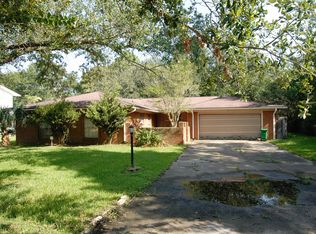 3011 Anola Ave, Pascagoula, MS 39567