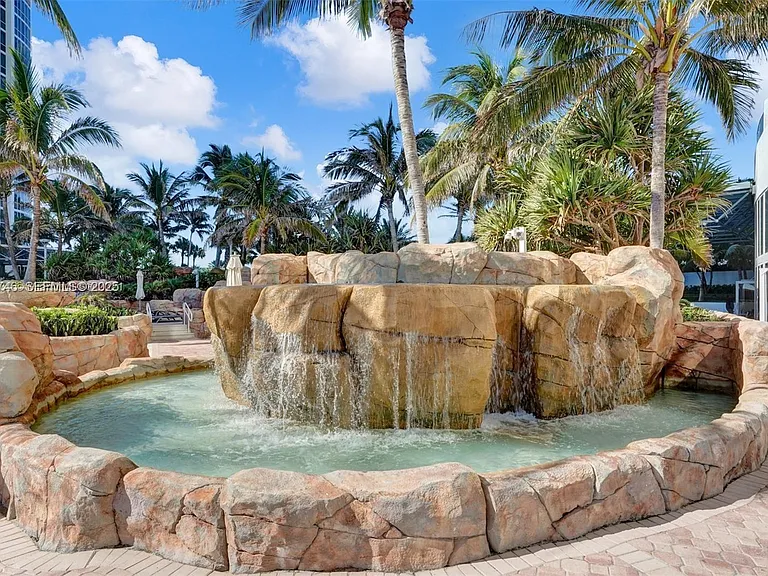 18201 Collins Ave #901 — Photo 22
