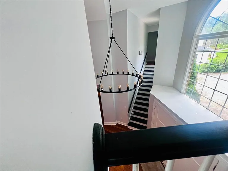 235 Moss Overlook Rd — Photo 3