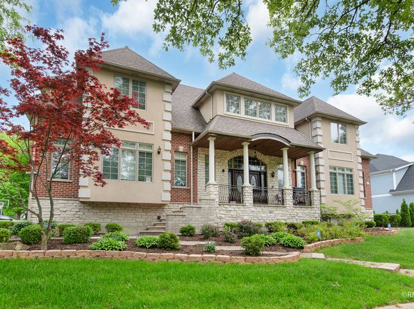 403 S Oak St, Itasca, IL 60143