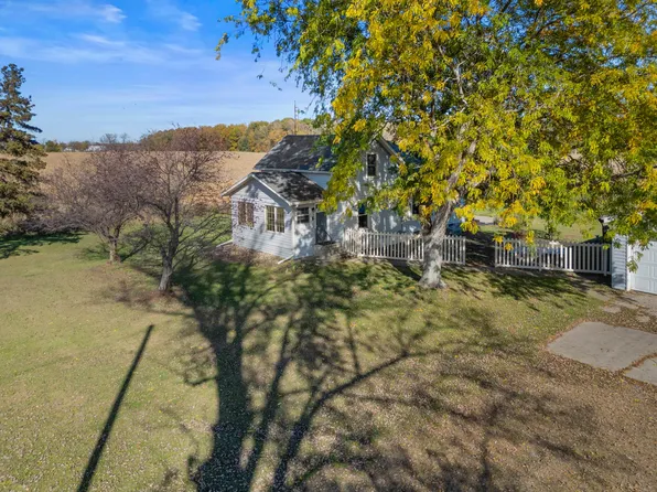 527 N Snow Prairie Rd, Coldwater, MI 49036