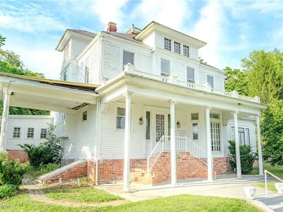 45 W Main St, Quaker City, OH, 43773