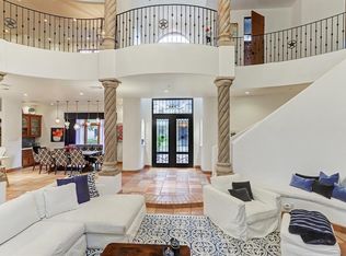 11 W Shady Ln UNIT A, Houston, TX 77063