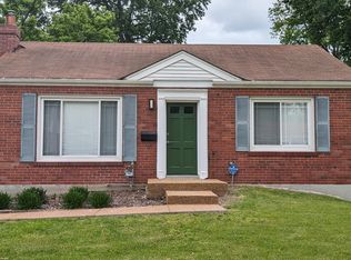 8112 Appleton Dr, Saint Louis, MO 63130