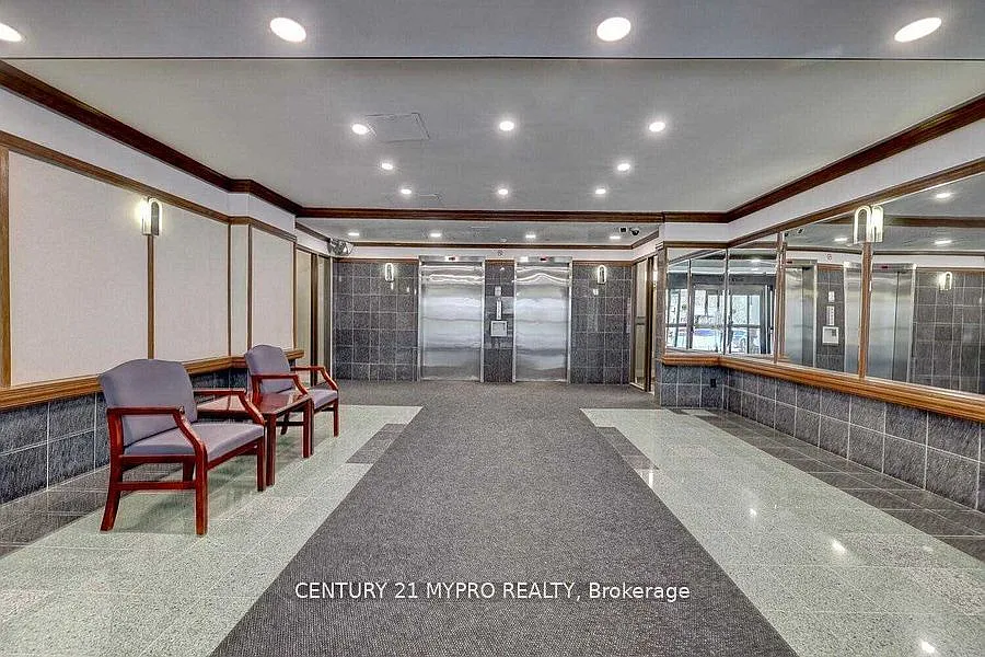 Building Photo - 355 Rathburn Rd E #1001