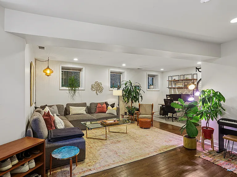 2212 N Sedgwick St #1 — Photo 4