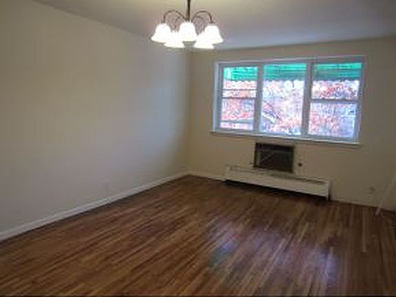 4th image of 1253 E 56th St Floor 2