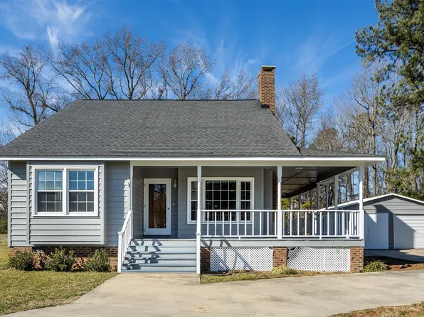250 Wordsworth Dr, Dunn, NC 28334