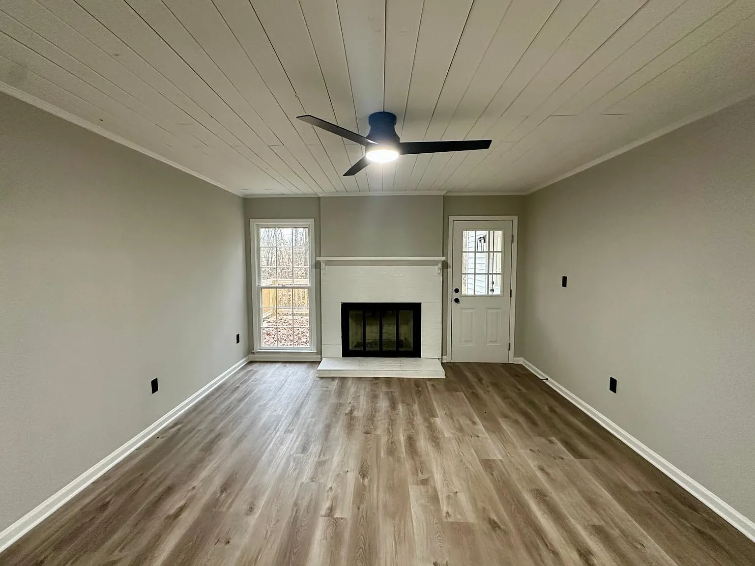 1401 Longbrook Drive - 1 — Photo 2