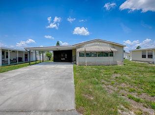 1437 Apache Cir, Tavares, FL 32778