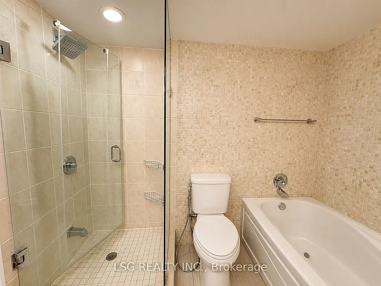 78 Harrison Garden Blvd #1209 — Photo 26