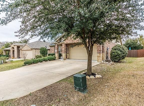 3rd image of 5205 Beacon Ln