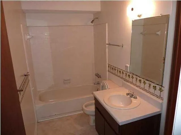 125 Alabama Ave #A-C — Photo 6
