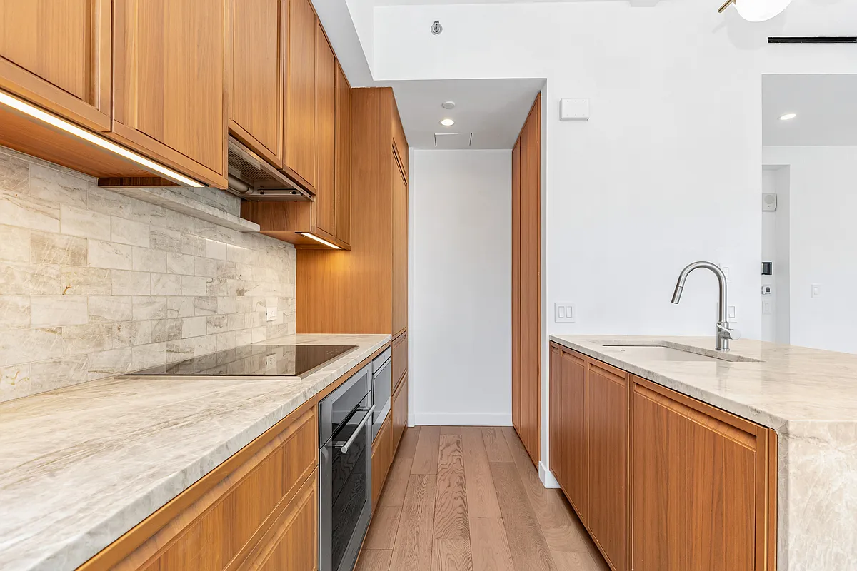 30 E 31st St #22 photo 1