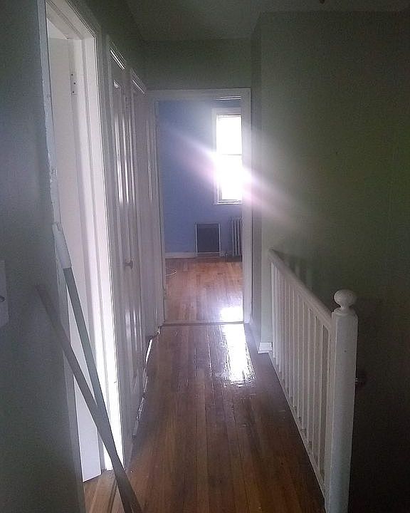 1st image of 11025 172nd St