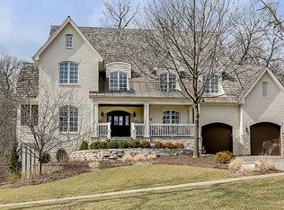 660 N Park Blvd, Glen Ellyn, IL