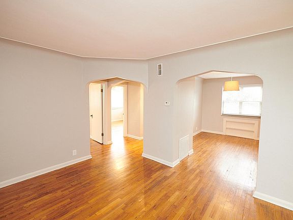 2nd image of 5841 Lindenwood Ave APT 1W
