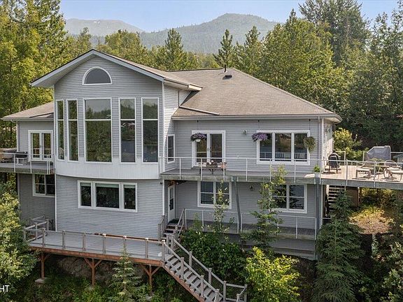 2nd image of 14612 Waterfront Ln
