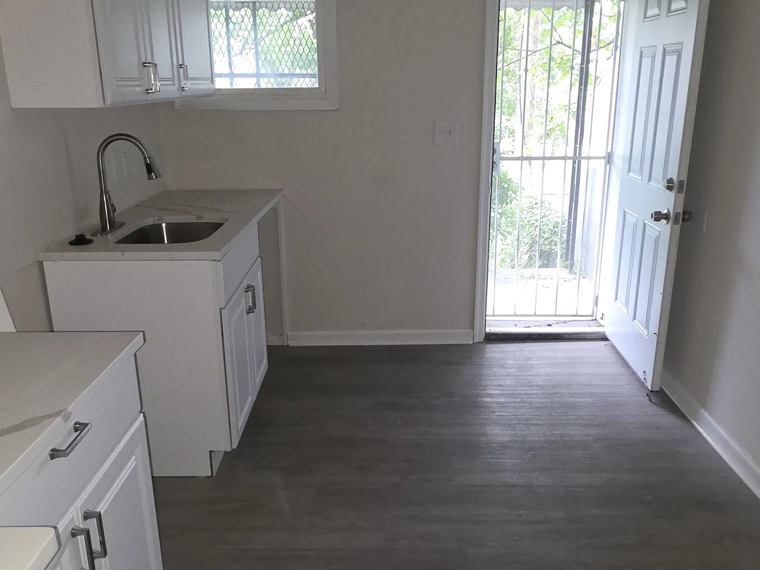 1703 N Monroe St — Photo 4