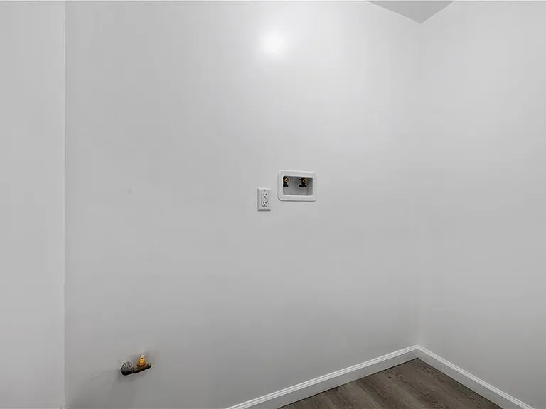 527 W 119th St #527 — Photo 14