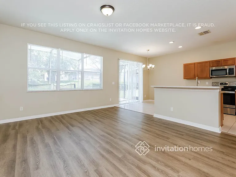 240 Andover Dr — Photo 6