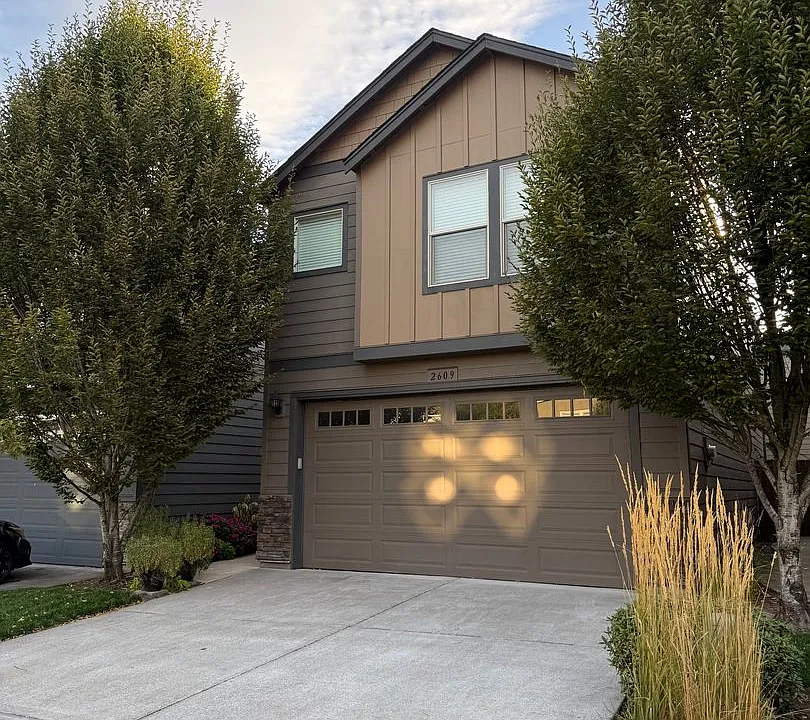 2609 NE 131st Ave