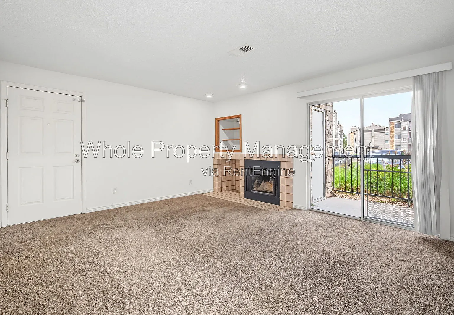 2 bed, 1.0 bath, 725 sqft, $1,295 — Photo 3