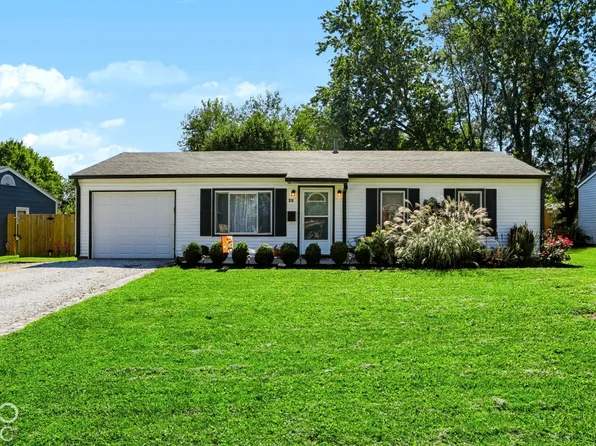 41 North Dr, Mooresville, IN 46158