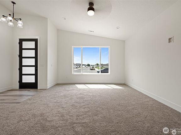 5th image of 713 P Street NE